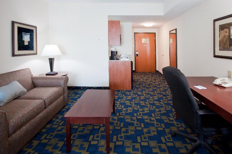 Holiday Inn Express & Suites Pembroke Pines-Sheridan St By Ihg Екстер'єр фото